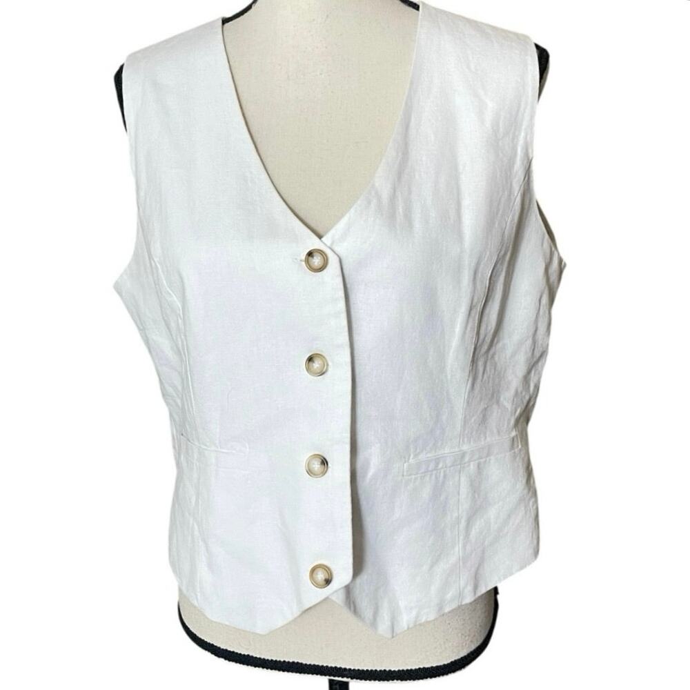Tahari Linen Blend Button Vest Top Large White Minimalist Chic Coastal - Picture 2 of 9